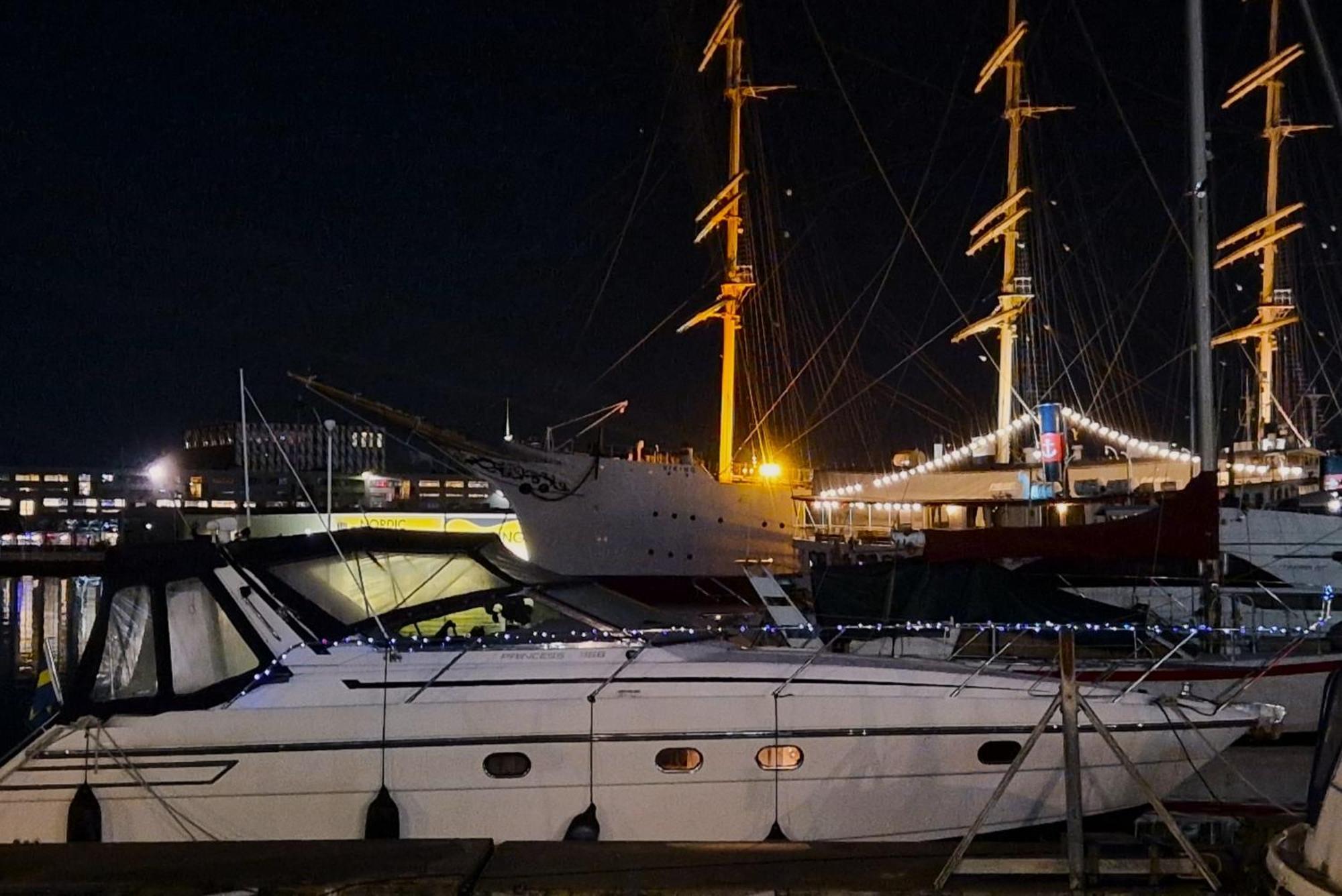 Prinsessan I Lilla Bommen Göteborg Exteriér fotografie